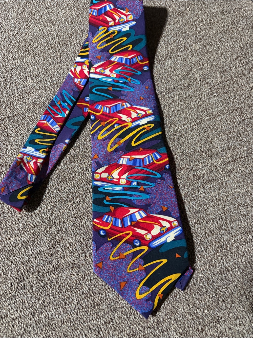 Men's Purple Novelty Car-Print Tie - Colorful Retro Motif.. Beatles Drive My Car